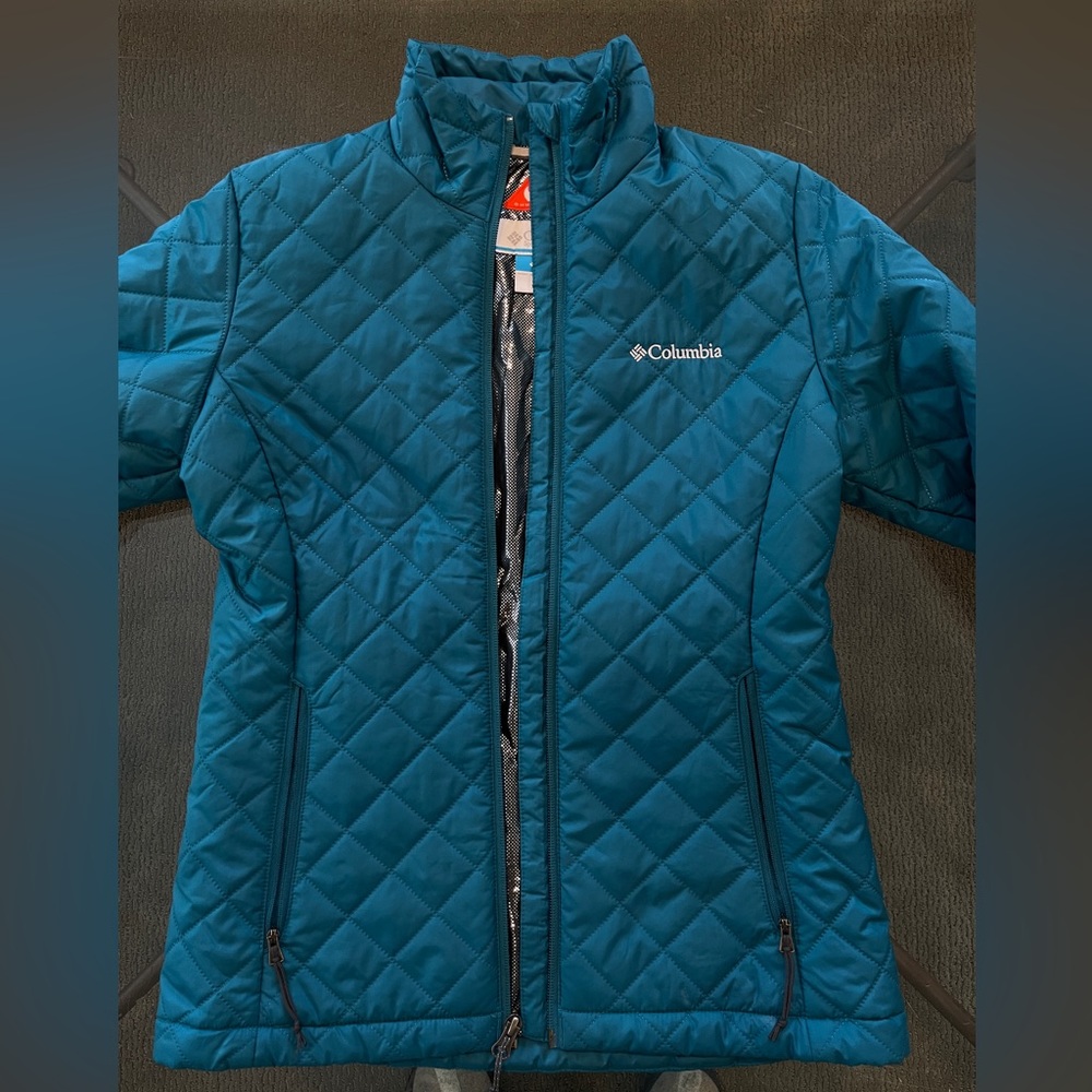 Columbia Blue Down Coat Size XS